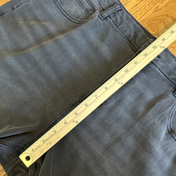 American Eagle Stretch Curvy Mom Jean Womens Size 20 Short Black Denim NEW - Picture 8 of 10